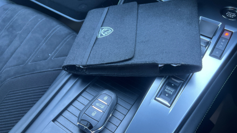 Peugeot 308 115kW GT 54kWh 5dr Auto Electric Hatchback